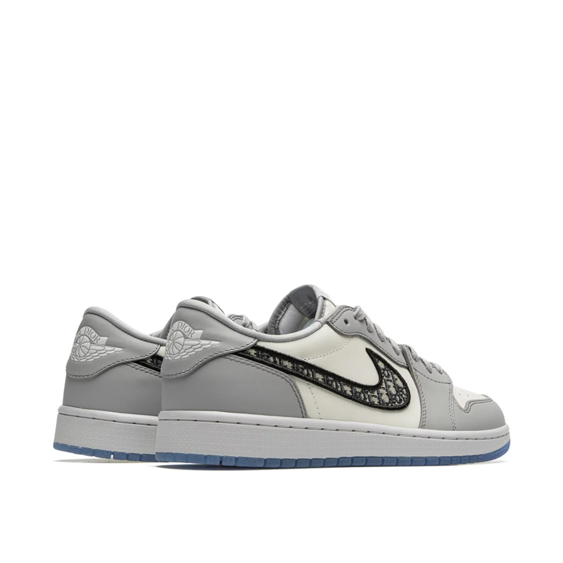 Air Jordan 1 Low x Dior Sneakers