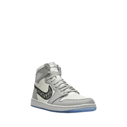 Air Jordan 1 Retro High x Dior Sneakers