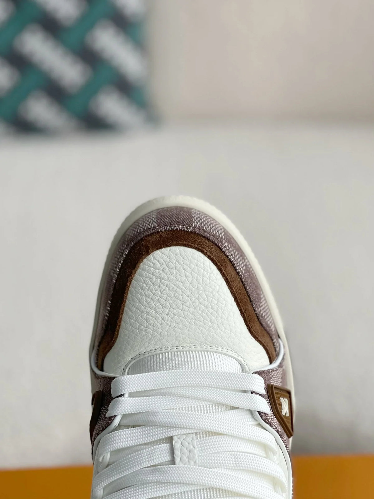 LV Trainer 'White Brown'