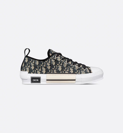 B23 League Low-Top Sneaker