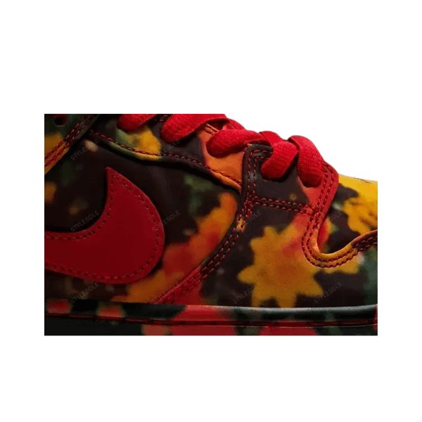 The Wizard of Oz x Nike Dunk Low SB 'Poppy Field