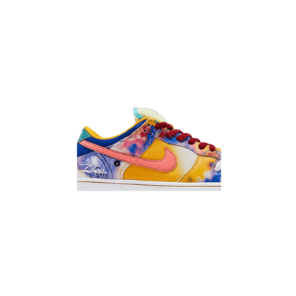 Futura Laboratories x Dunk Low SB “Sunblush” Friends & Family