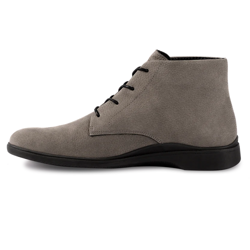 The Steel Chukka