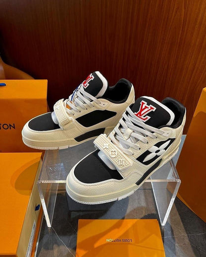 Louis Vuitton Sneaker ‘Black’
