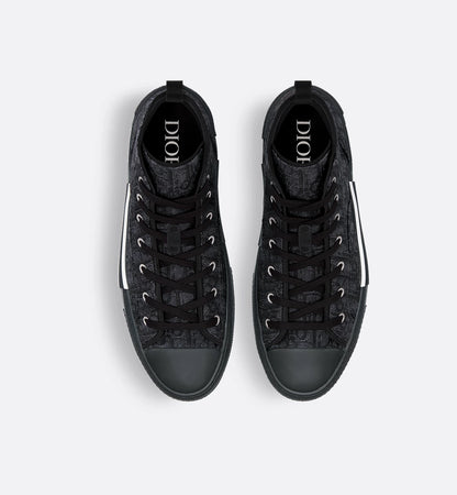 B23 League High-Top Sneaker