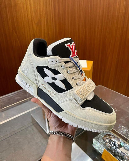 Louis Vuitton Sneaker ‘Black’