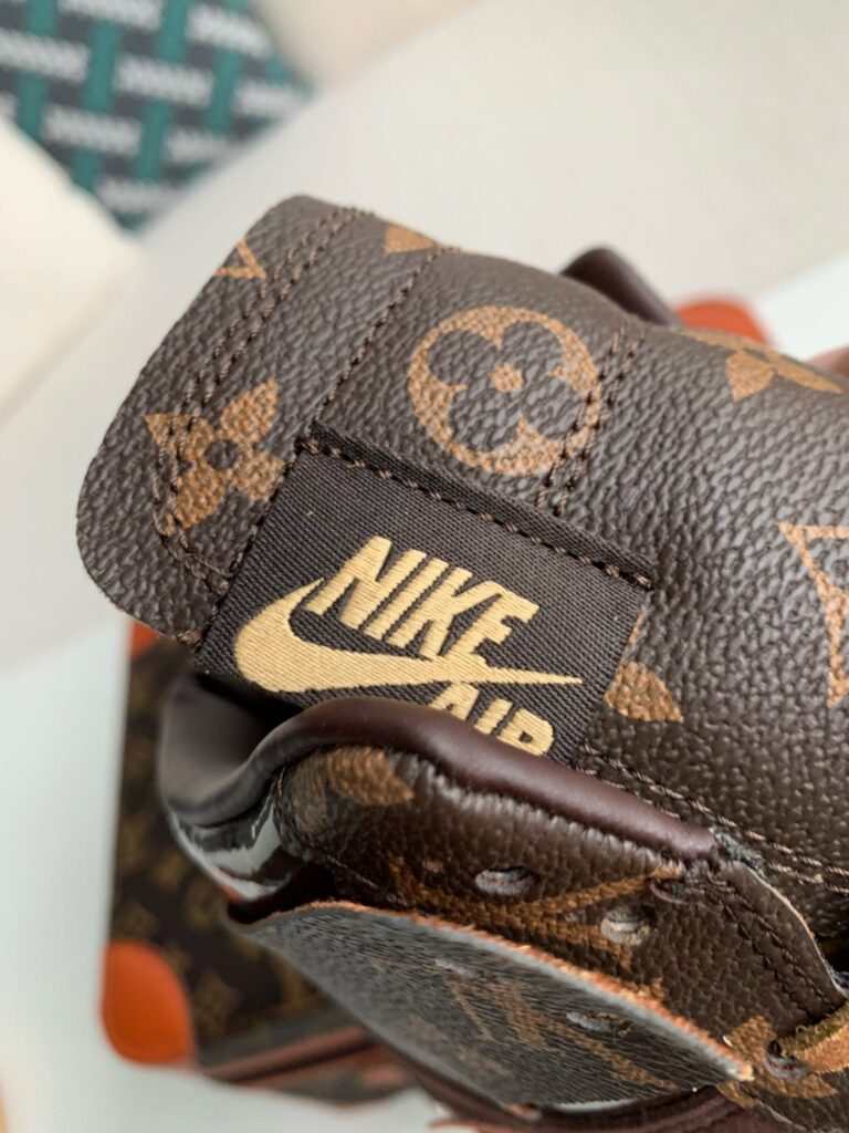 Nike Air Jordan 1 x LV Sneaker High-tops
