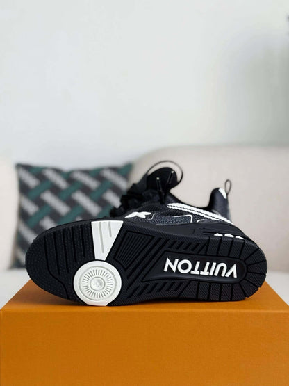 Skate Sneaker Black Crystal