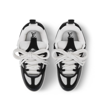 Skate Sneaker Black White